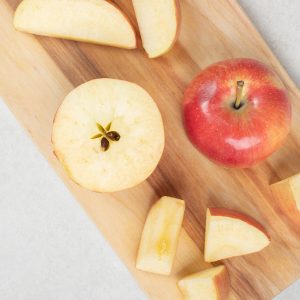 Pomme coupée pour faire apparaître l'étoile en son coeur